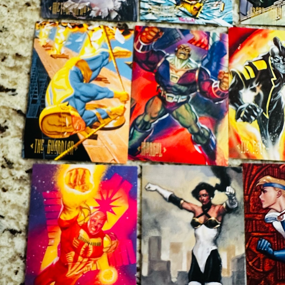 DC Comics Skybox 1994 Trading Card Collection (52) - Picture 9 of 16